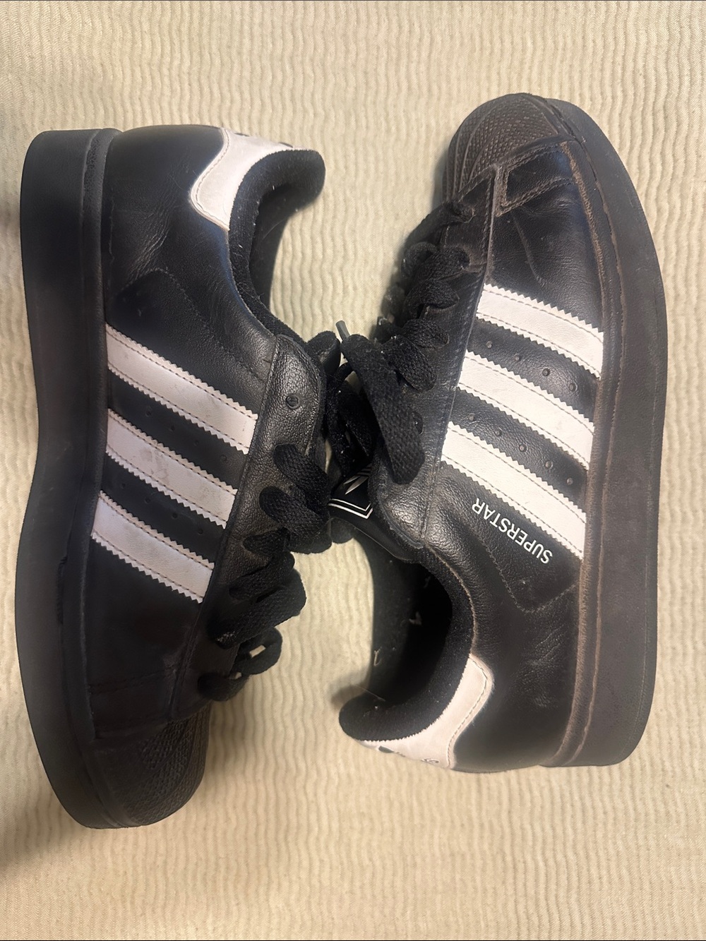 adidas Black & White Men's Low-Top Sneakers